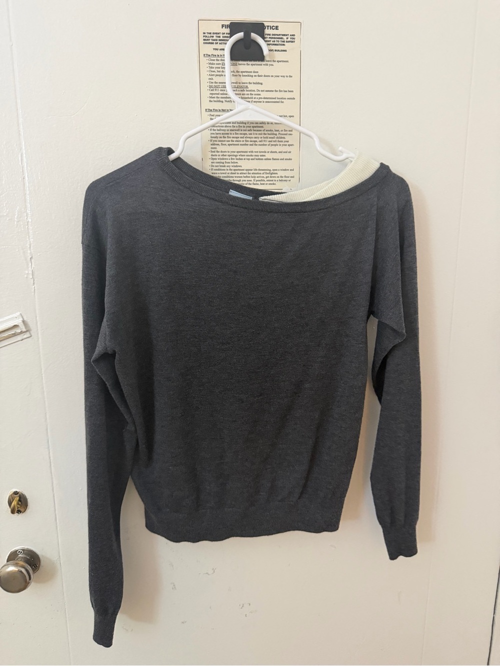 Brandy Melville Charcoal Gray Long Sleeve Lightweight Sweater with Cream Trim